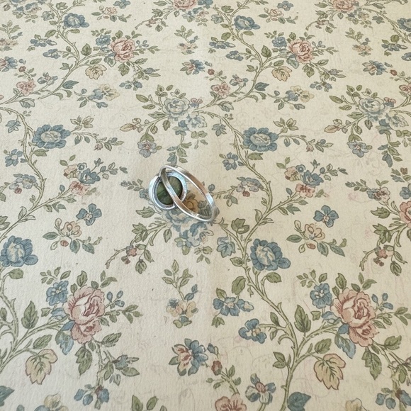 Green Turquoise Ring size 7 stamped 925​ - Picture 4 of 6